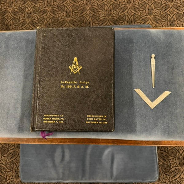 the altar and it's instruments